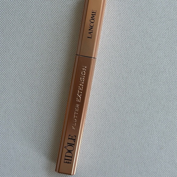 NWT Lancôme Lash Idôle Flutter Extension Mascara - Picture 2 of 2